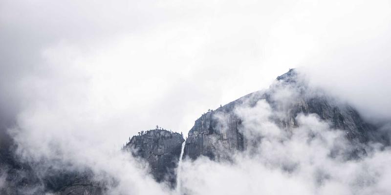 深圳坪山区新能源汽车产业园区配套住房租赁趋势分析：广仁租赁视角下的办公设备与住房联动新机遇