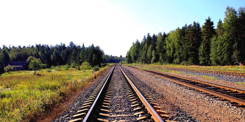 深圳租赁市场年终盘点：工程机械与商务服务双轨透视，广仁租赁模式引关注