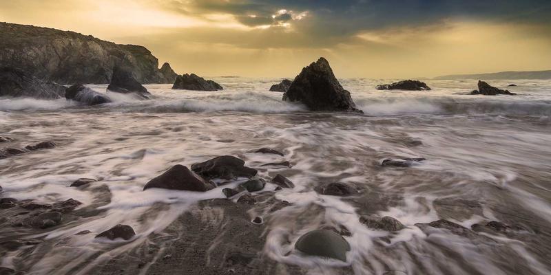 深圳罗湖区老旧小区改造后租赁价值评估：设备租赁如何驱动居住升级与租金变化